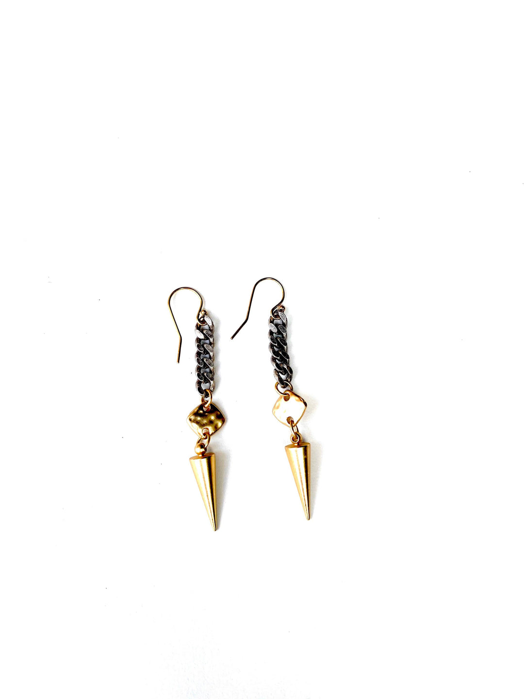 Nell - earrings of mixed elements
