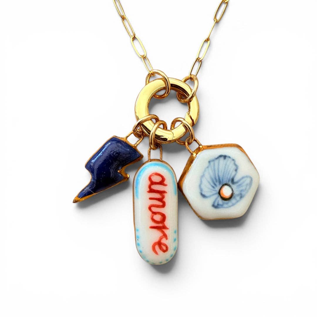 “Amore” Bar Charm