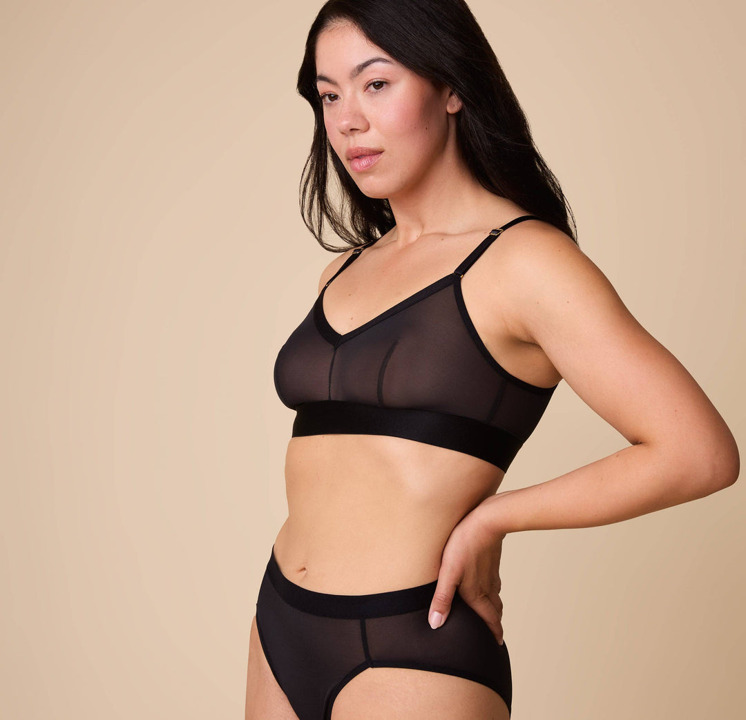 ComfortMesh™ Triangle Bra - Black