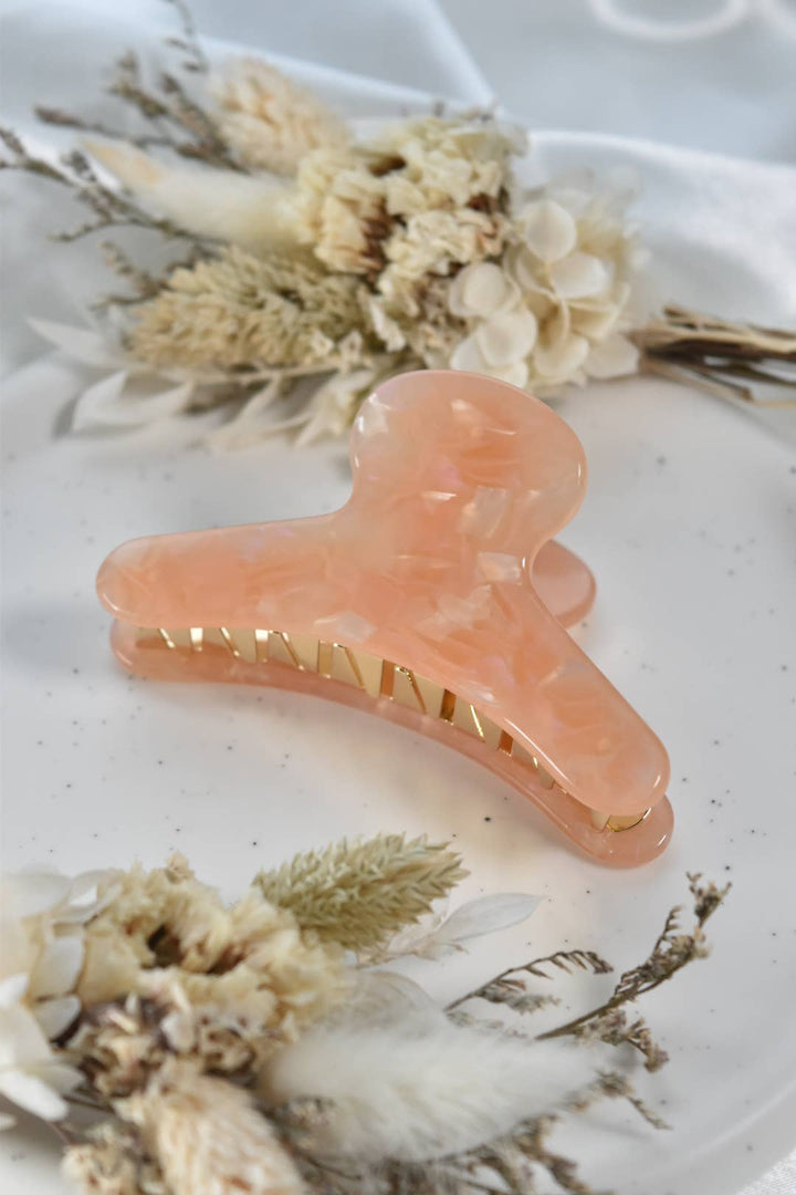 French Claw in Peach