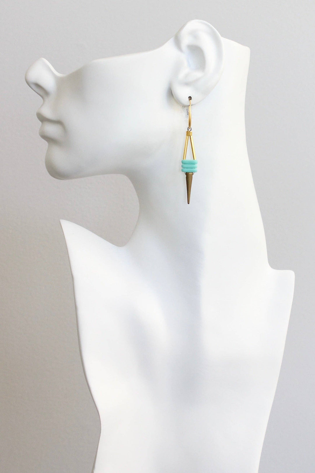 KYLE31 matte turquoise spike earrings