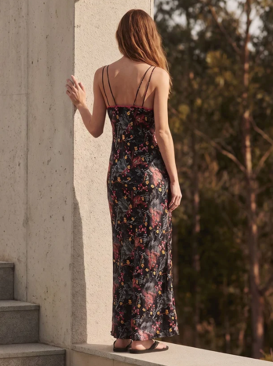 Alfinya Dress