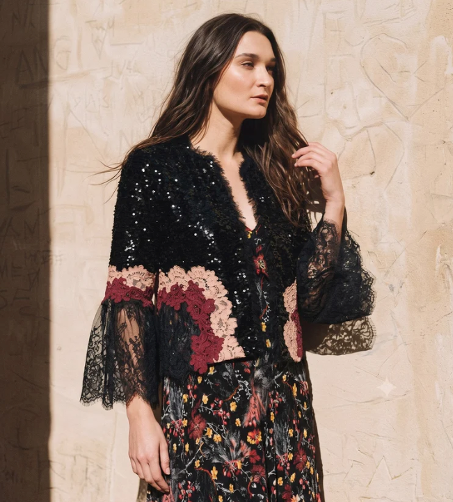 Elagia Coverup