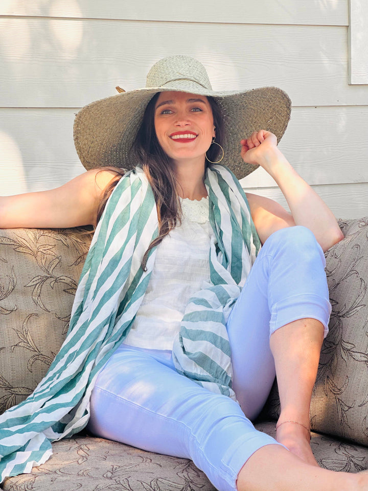 7" Brim Natasha Woven XL Straw Sun Hats
