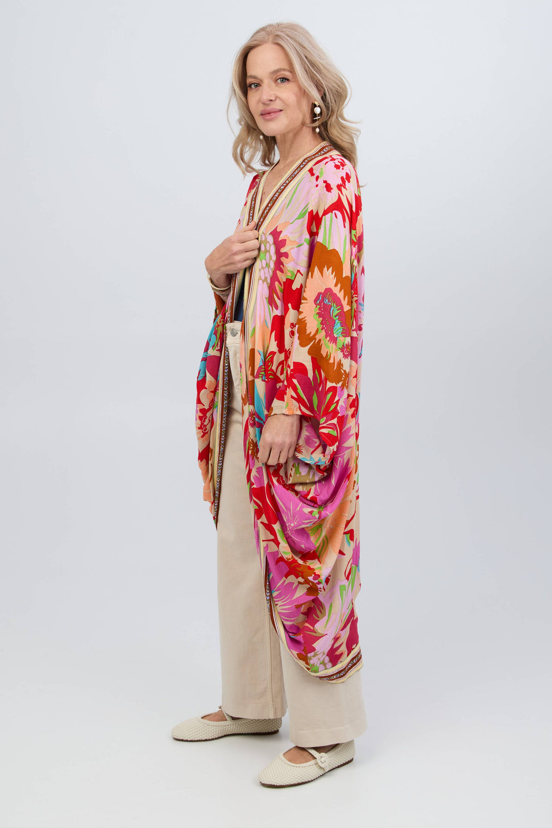 Wing Sleeve Floral Kimono