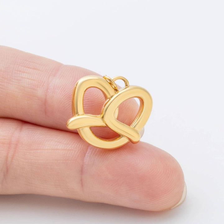 18K Gold PVD Stainless Steel Pretzel Charm