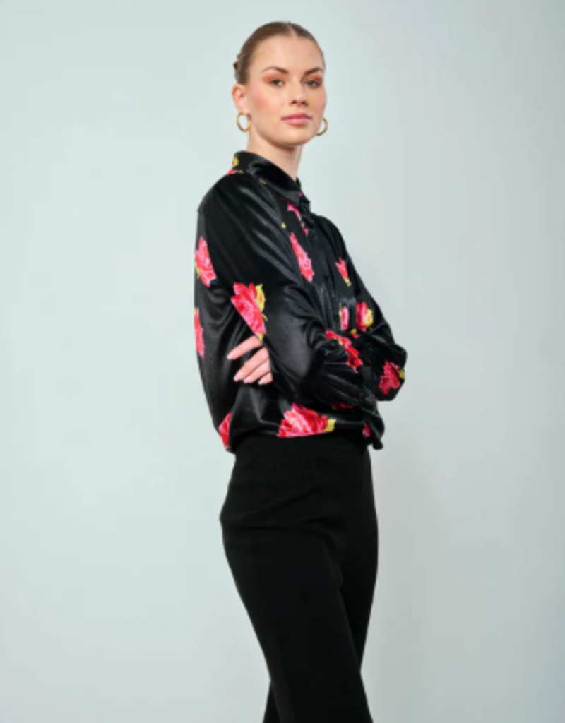 Jona Top in Black Rosy Garden